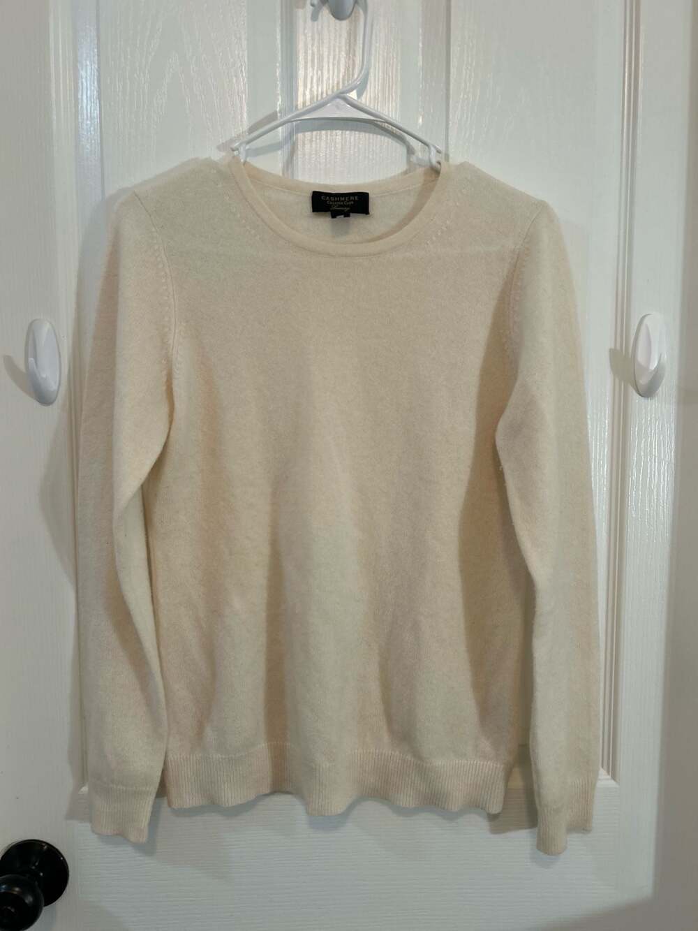 Charter Club 100% Cashmere Crewneck Sweater Cream Size S